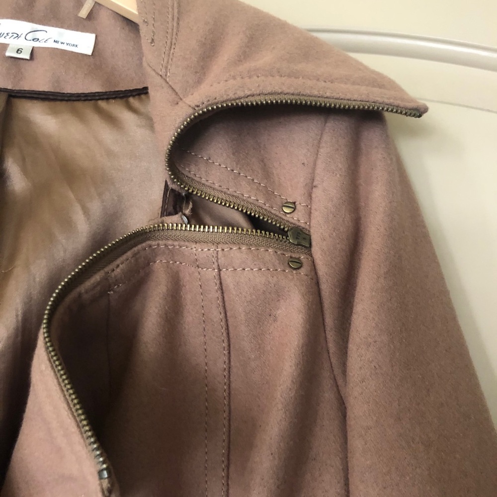 Winter coat - Picture 3 of 4